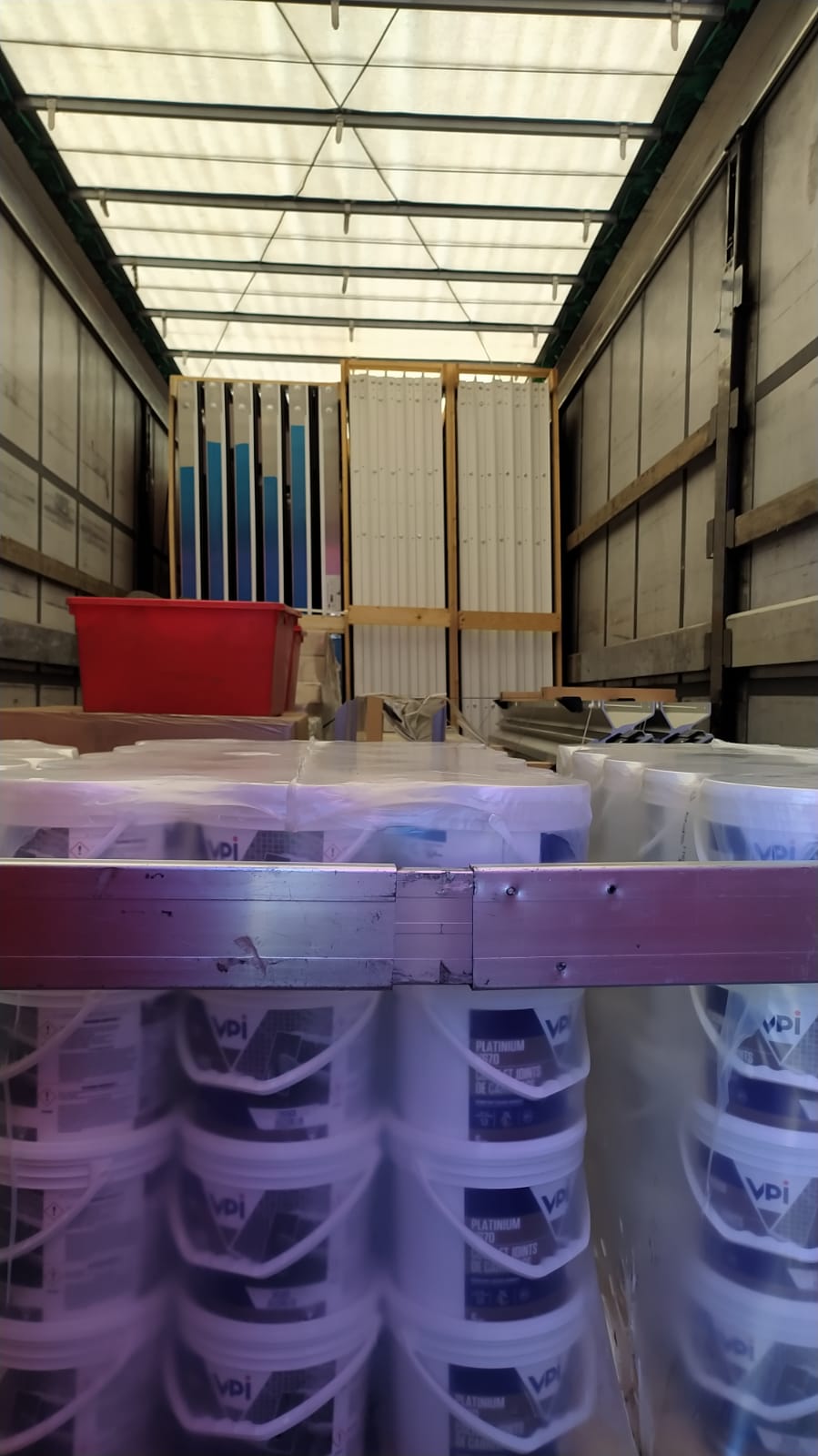 Truck side curtain open