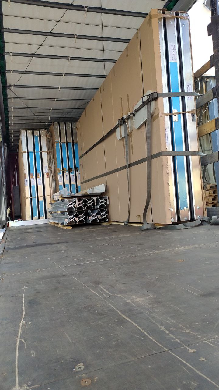 Truck transport